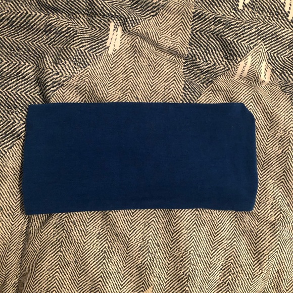 Maven Thread Blue No-Slip Striped Headband - Picture 4 of 5